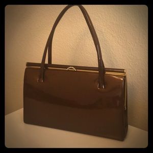 Beautiful vintage handbag!